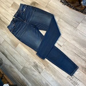 Curvy high rise jegging extra long!